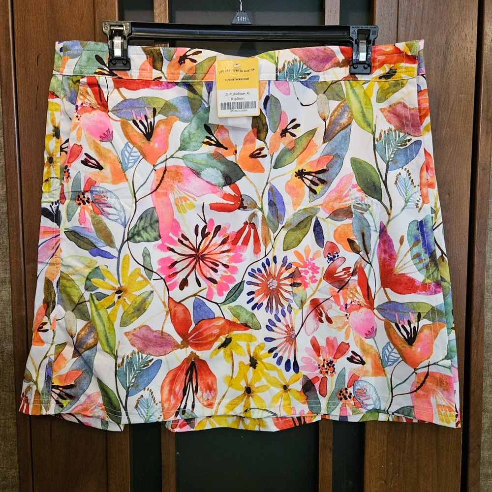 NWT Ripskirt Hawaii Length 2 XL